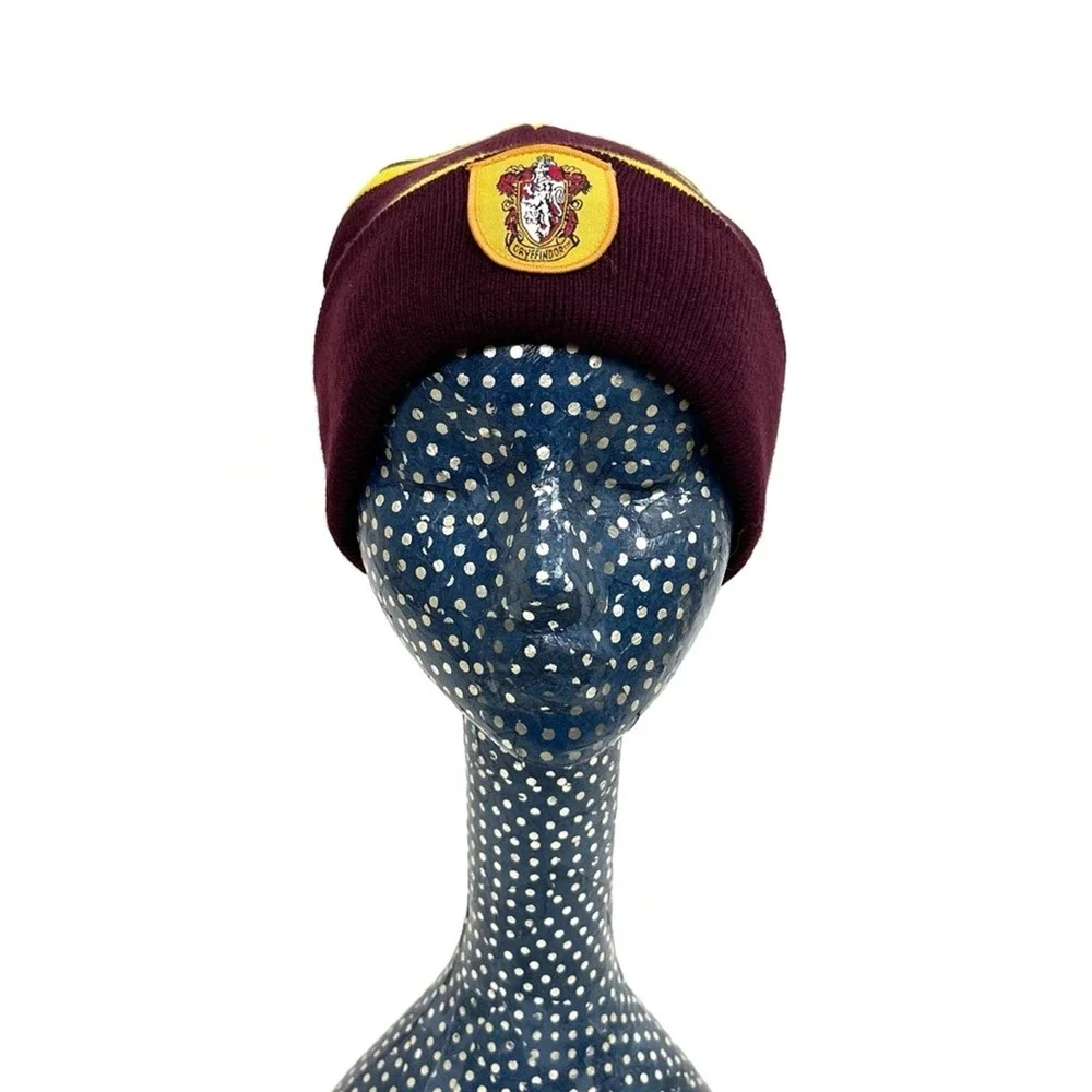 Harry Potter Kids Gryffindor Knit Beanie Stocking Cap Maroon Gold Winter Hat